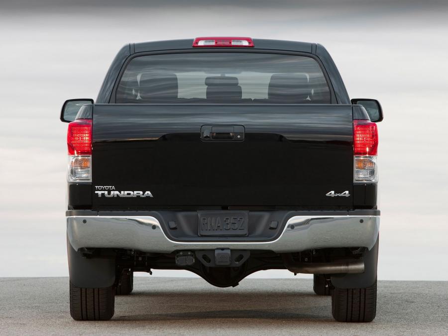  Toyota Tundra CrewMax Platinum Package 2009 года  (фото 3 из 23)